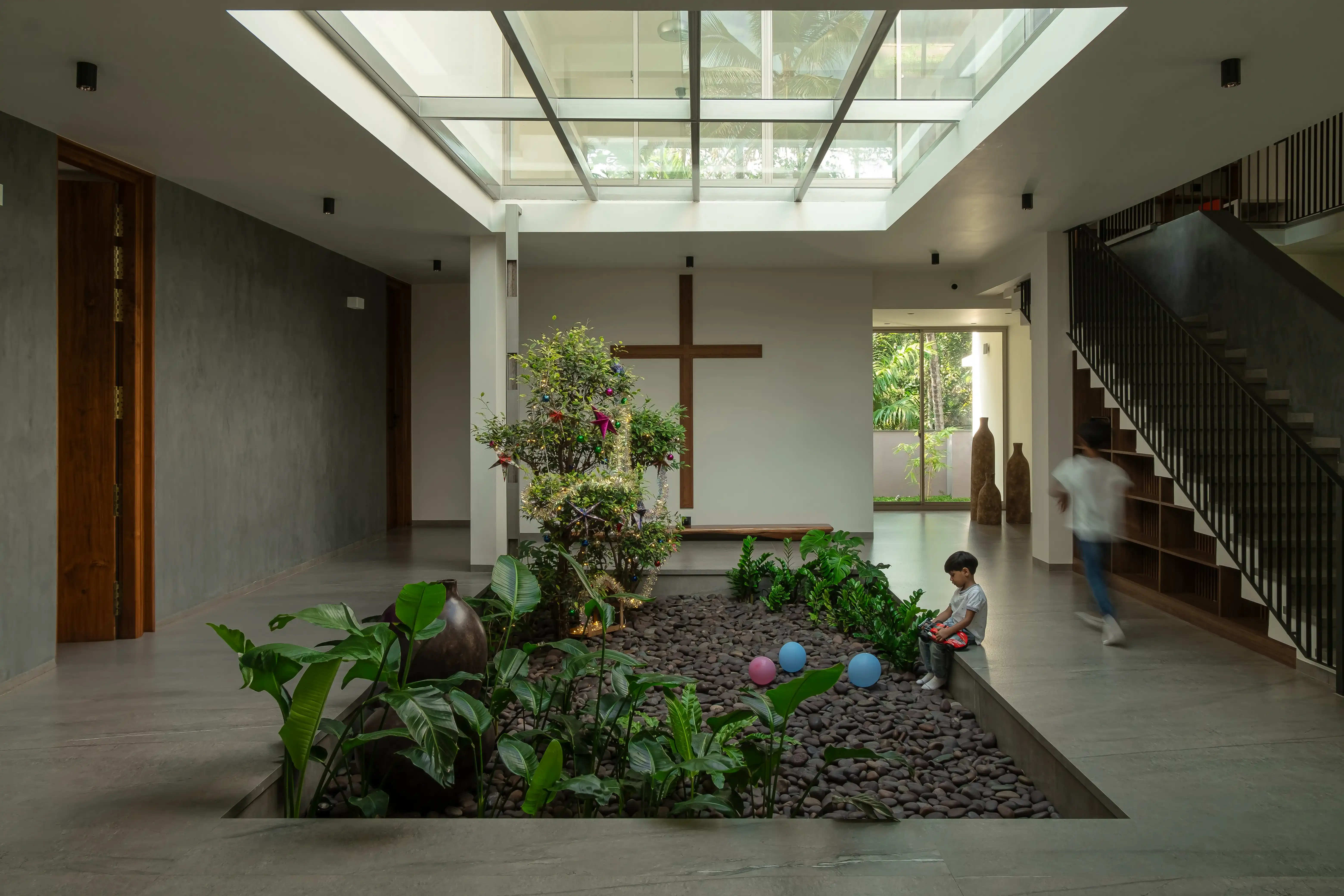 Sebin Sebastian Residence - Folded Roof